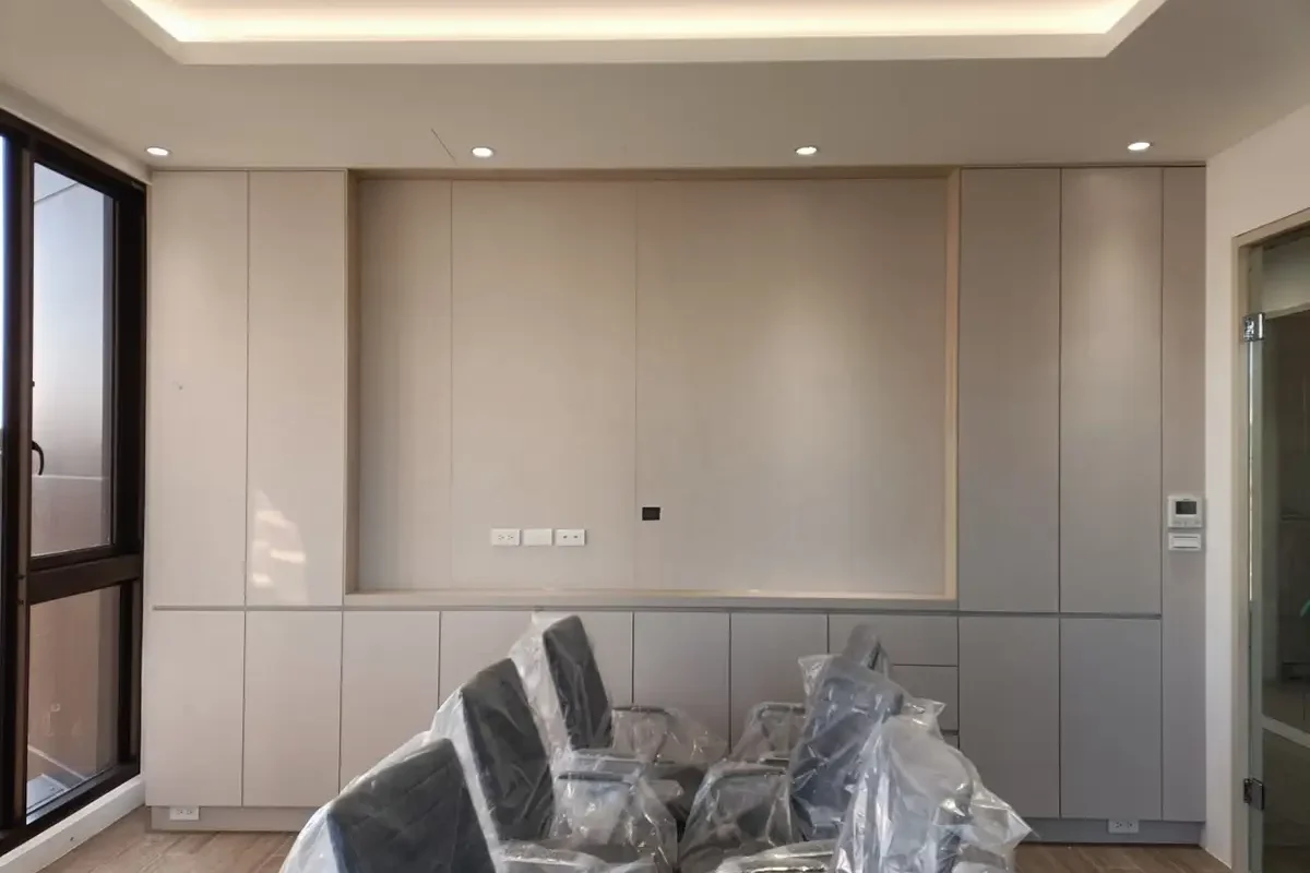 ​穎成照明設計有限公司-台中室內裝修-彰化室內裝修-南投室內裝修_系統櫃規劃_亨晏-辦公室系統櫃商空案_014